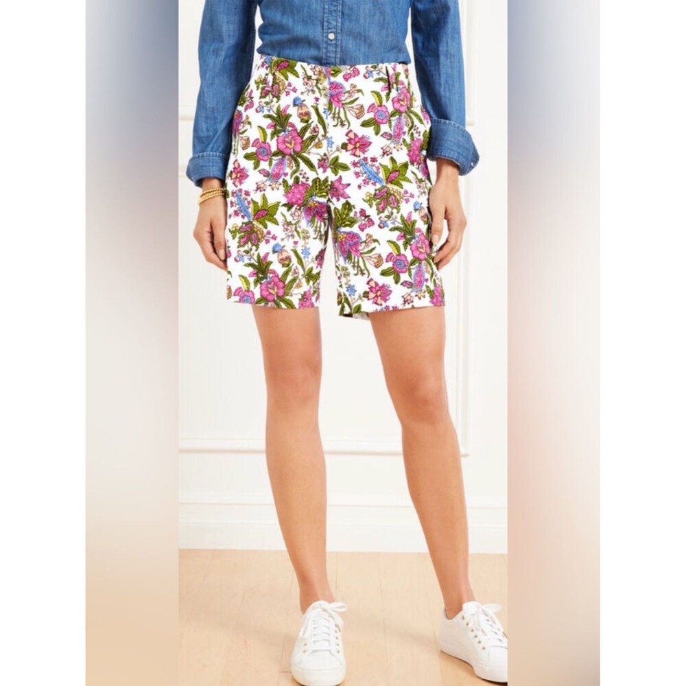 Talbots Relaxed Chino Shorts 7” Flourishing Vines Size 18W
